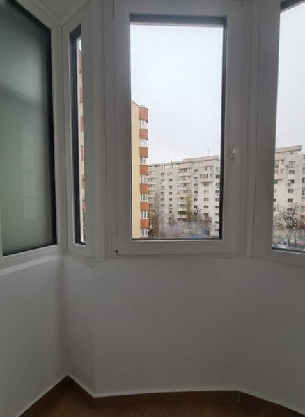 Vitan Garsoniera Lux mall Vitan 10 min M Mihai Bravu DB1373